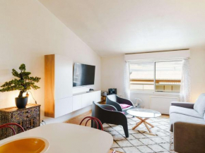 T2 Mezzanine Climatisé Rénové - Plage des Chalets, Gruissan - 6 Pers, Parking, WiFi Option - FR-1-409-174
